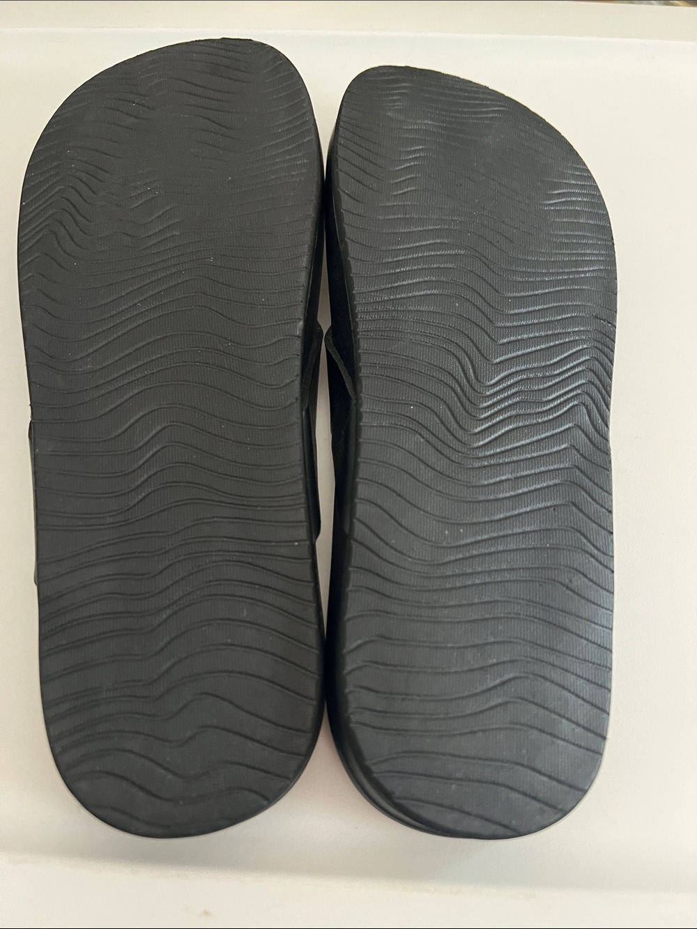 Black Leather Reef Flip Flops NWOT - Picture 5 of 5